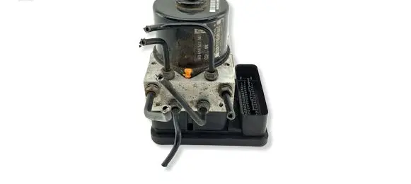 Volkswagen Golf Plus ABS Pump 1K0907379AC 1K0614517AE