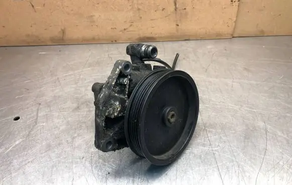 Mercedes-Benz S W221 Power steering pump 2113596 61289 LH2113596