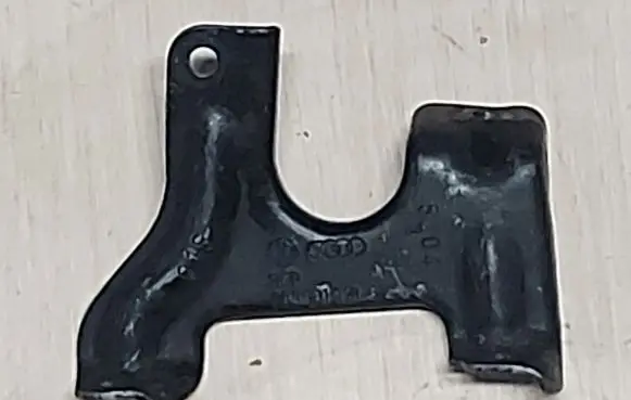 Audi A6 S6 C6 4F EGR valve cooler bracket 059131121C