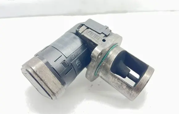 Mercedes-Benz ML W164 EGR valve 00005320C5 AC5091311536