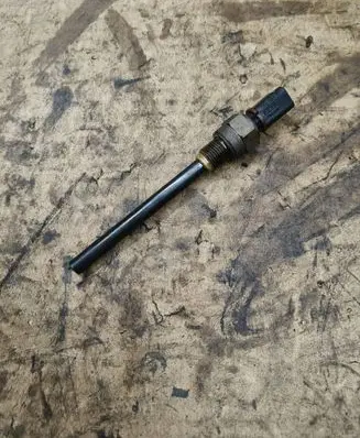 Ford Mondeo MK V Oil level sensor 9804663580