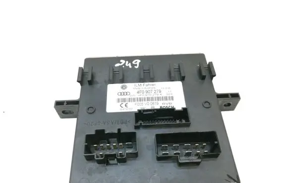 Audi Q7 4L Comfort/convenience module 4F0907279
