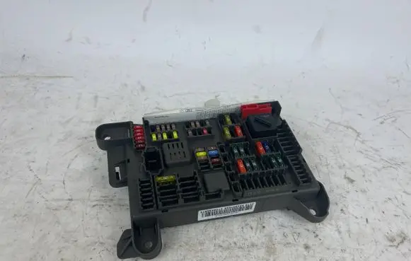 BMW X5 E70 Fuse module 6931687 518954021A