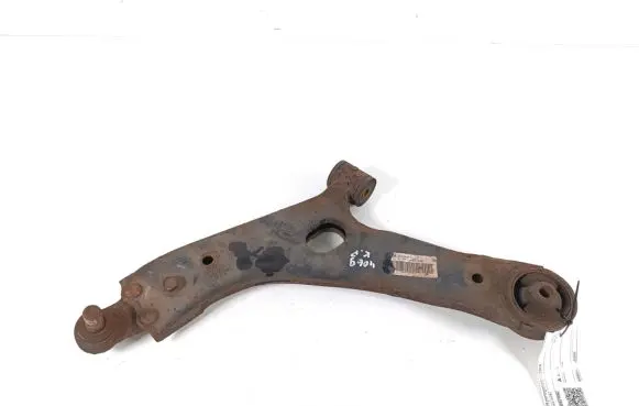 KIA Sportage Front lower control arm/wishbone 545002Y002
