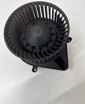 Audi A4 S4 B6 8E 8H Heater fan/blower 8E1820021B