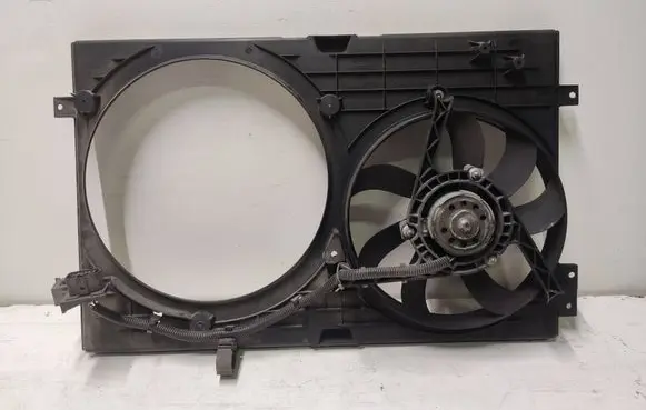 Volkswagen Bora Electric radiator cooling fan 1J0121207M 1J0121205B