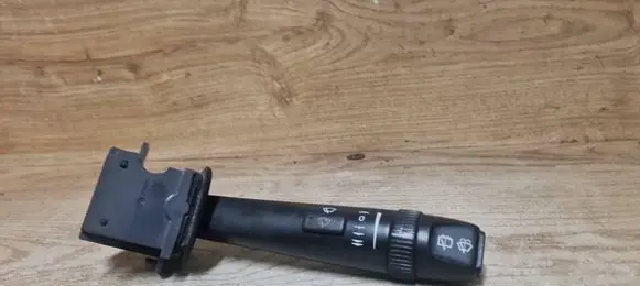 Volvo V70 Wiper control stalk 30768101