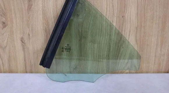 Mercedes-Benz SLK R172 Rear side window 1726700110 A1726700110