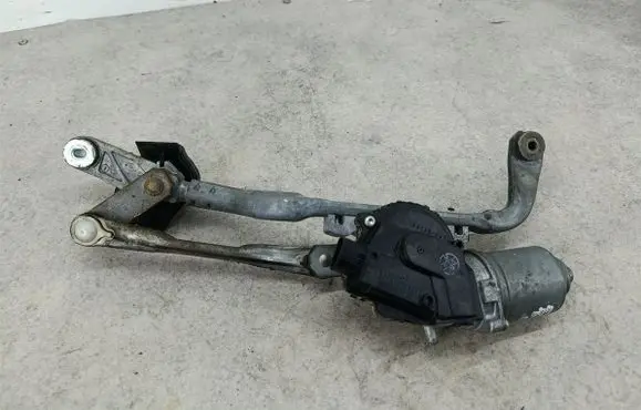 Toyota Yaris Front wiper linkage 85110-0D190