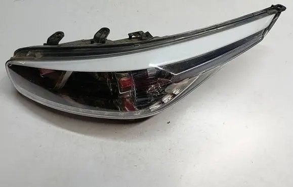 KIA Ceed Headlight/headlamp 92101-A2250 L009A25UHWG