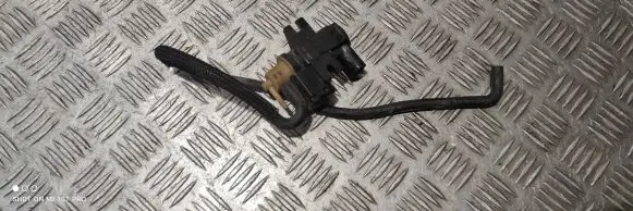 Valve vacuum
