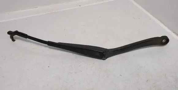 Mercedes-Benz E W212 Front wiper blade arm A2128201444