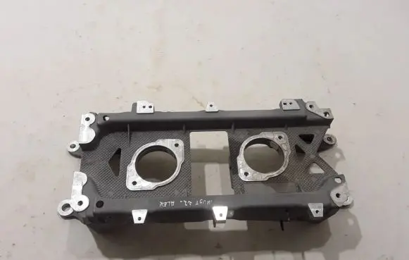 Ford Mach-E I Engine mounting bracket LJ986F065AL
