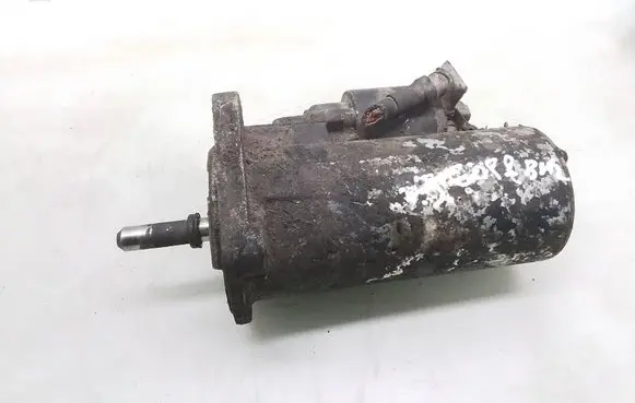 Volkswagen Golf III Starter motor
