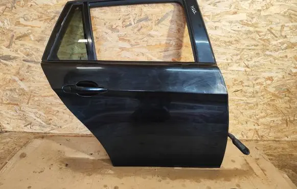 BMW 3 E90 E91 Rear door