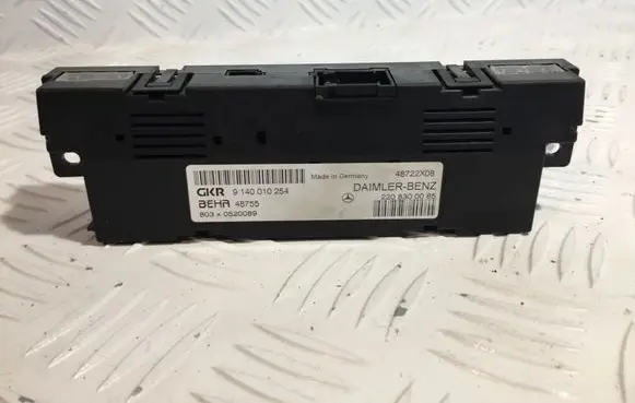 Mercedes-Benz S W220 Air conditioning/heating control unit A2208300085