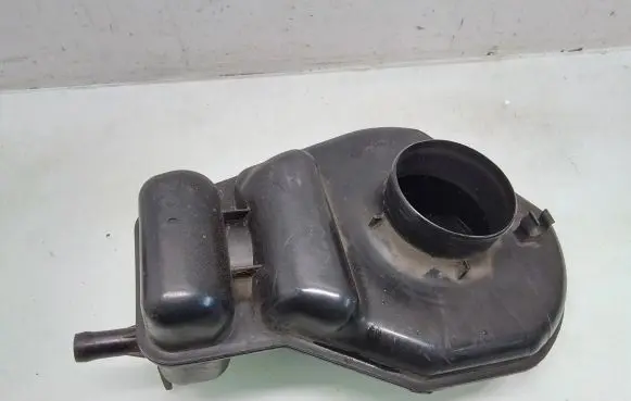 Intake resonator