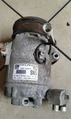 Opel Zafira B Air conditioning (A/C) compressor (pump) 13370913 15540748