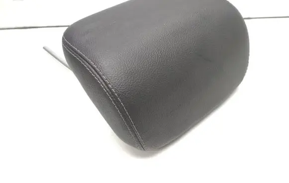 Mercedes-Benz ML W164 Rear seat headrest 