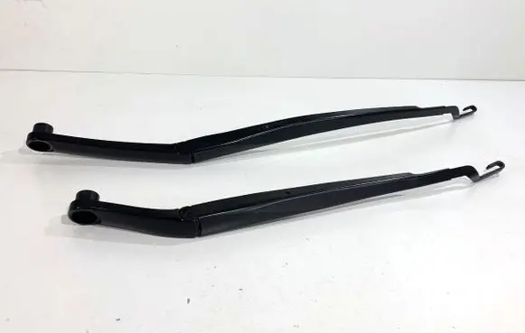 KIA Xceed Front wiper blade arm 