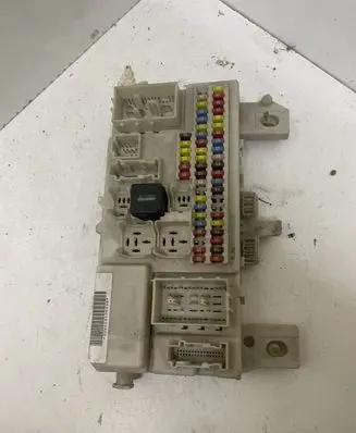 Ford Focus Fuse module 4M5T14014CFG