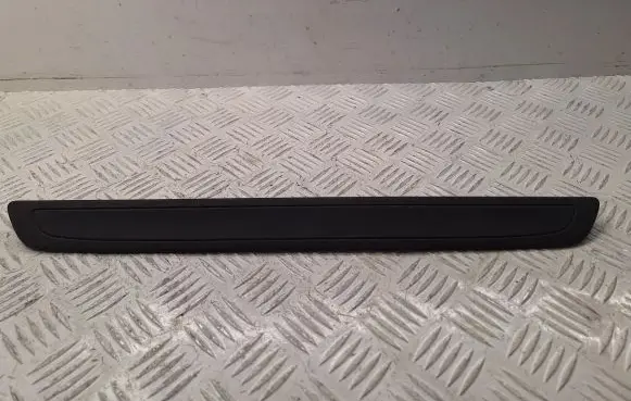 Toyota Auris 150 Front sill trim cover 6791102070