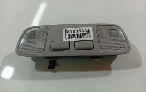 Toyota Avensis Verso Rear seat light