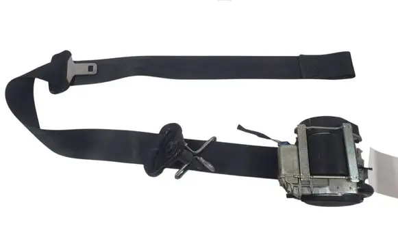 Renault Megane III Front seatbelt B507743 E1157