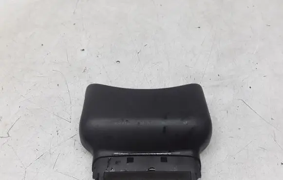 Steering wheel column trim