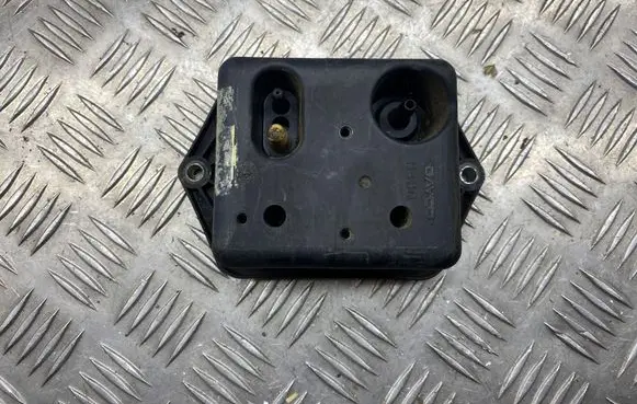 Vacuum air tank