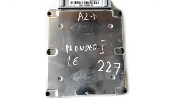 Ford Mondeo MK I Engine control unit/module 93BB12A650AC
