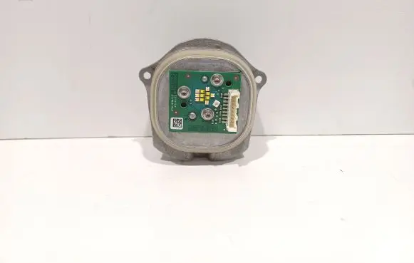 Mercedes-Benz GLA W156 X156 Headlight part 1305715307