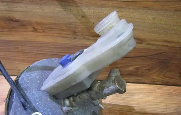 Peugeot Boxer Master brake cylinder