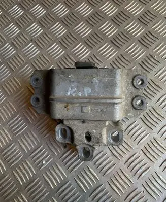 Audi A3 S3 8P Engine mount bracket 1K0199555T 1K0199555
