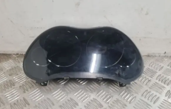 Toyota Avensis T250 Speedometer (instrument cluster) 8380005530H MB2574109765