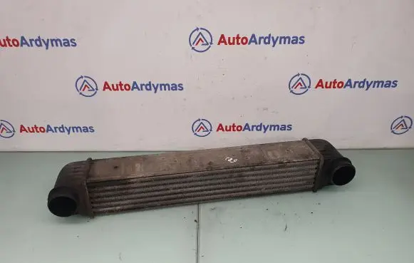 BMW 5 E39 Intercooler radiator 2247359 17512247359