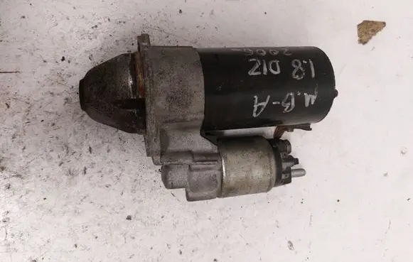 Mercedes-Benz A W169 Starter motor 1005821986