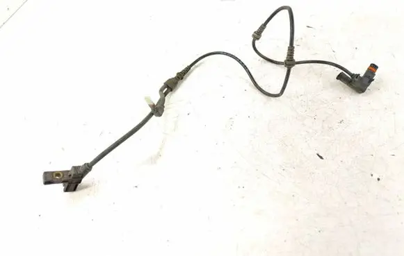 Mercedes-Benz CLS C218 X218 Brake pads wear sensor 2125404605 A2125404605