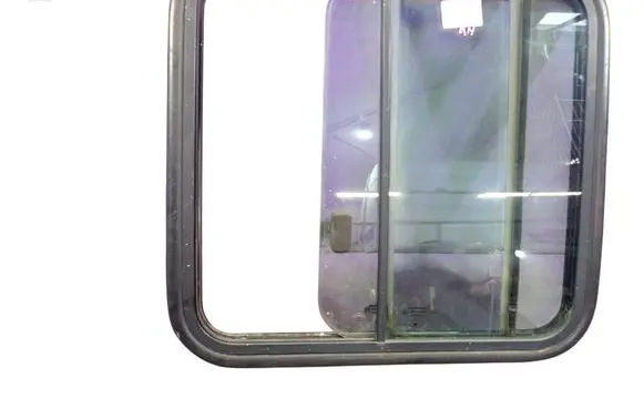 Fiat Ducato Front door window glass four-door 