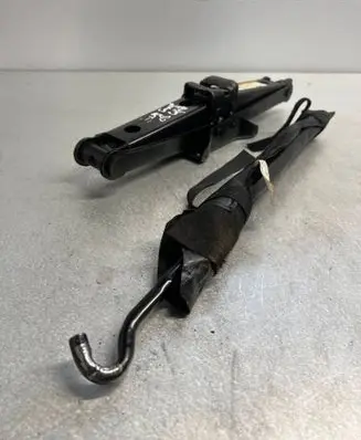 Jeep Grand Cherokee Lift Jack 52110391AB
