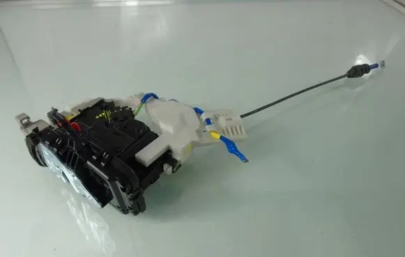 KIA Pro Cee'd II Front door lock 81420J7800