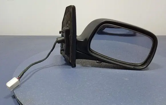 Toyota Corolla E110 Front door electric wing mirror