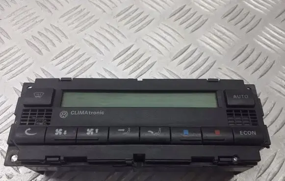 Volkswagen PASSAT B5.5 Interior fan control switch 