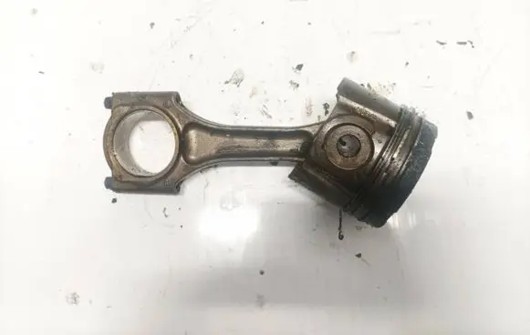 Opel Zafira A Piston with connecting rod