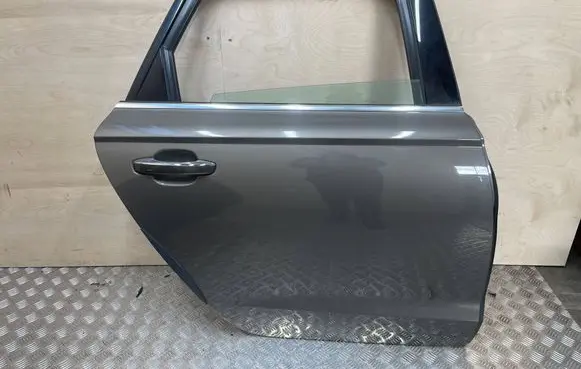 Rear door