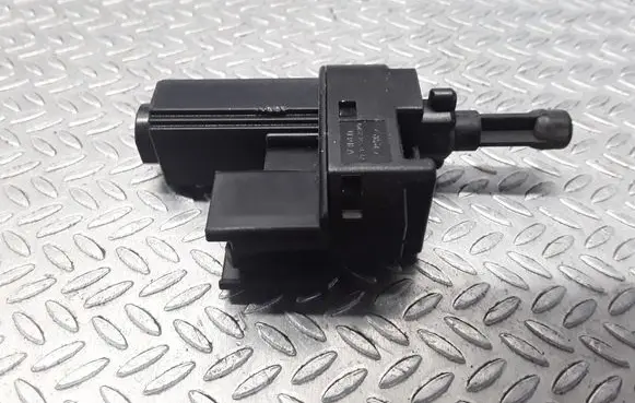 Clutch pedal sensor