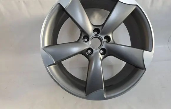Audi Q3 8U R20 alloy rim 8U0601025K