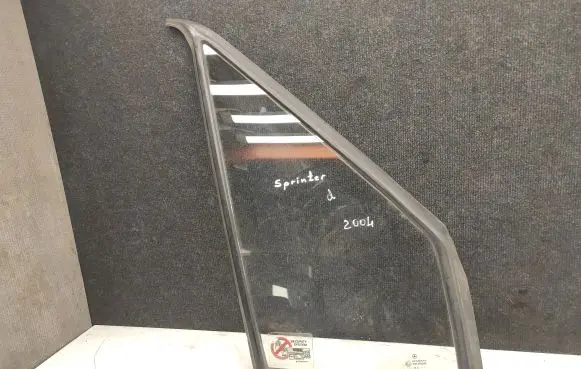 Mercedes-Benz Sprinter W901 W902 W903 W904 Front vent window/glass (coupe) A9017250220