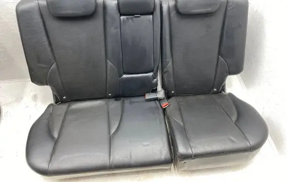 Rear seat