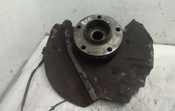 BMW X5 E53 Front wheel hub spindle knuckle
